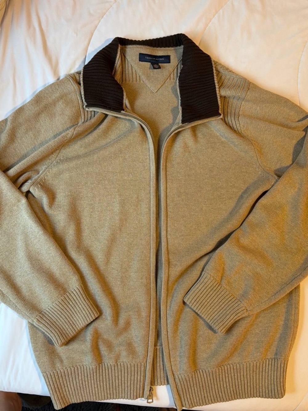 Tommy Hilfiger Men's Tan Zip-Up Sweater with Dark Brown Collar